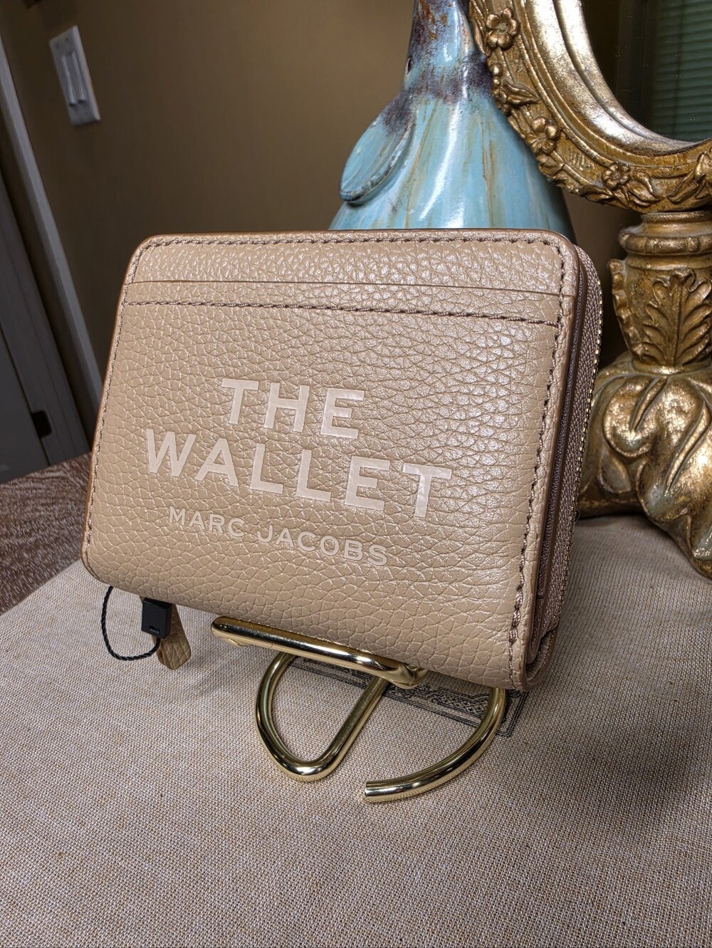 Marc Jacobs Pebbled Leather THE WALLET in Camel - NWT! - Picture 4 of 9